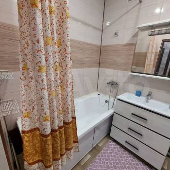 Сдается 2-х комнатная квартира, 56,4 м²