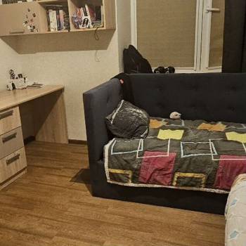 Продается Многокомнатная квартира, 111 м²