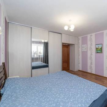 Продается 3-х комнатная квартира, 98 м²