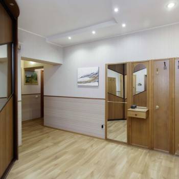 Продается 3-х комнатная квартира, 98 м²