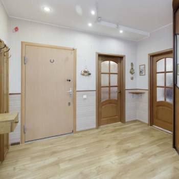 Продается 3-х комнатная квартира, 98 м²