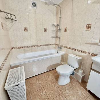 Продается 2-х комнатная квартира, 62,8 м²
