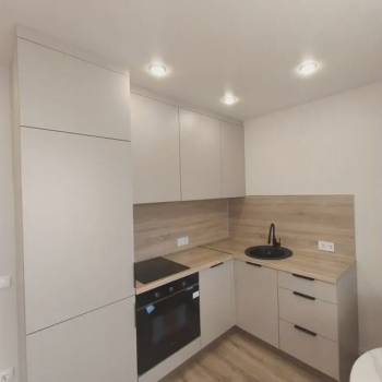 Продается 1-комнатная квартира, 41,1 м²