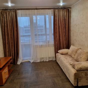 Продается 1-комнатная квартира, 36 м²