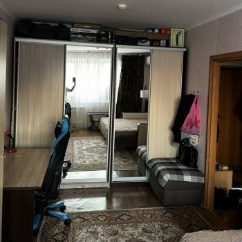 Продается 1-комнатная квартира, 36 м²