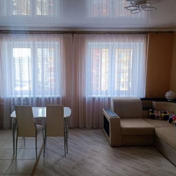 Продается 1-комнатная квартира, 49,4 м²