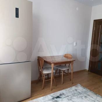 Продается 2-х комнатная квартира, 76,3 м²