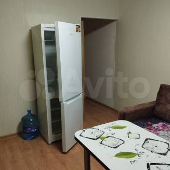 Продается 1-комнатная квартира, 42,1 м²