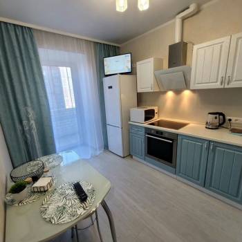 Сдается 1-комнатная квартира, 42 м²