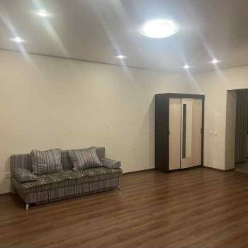 Сдается 1-комнатная квартира, 47 м²