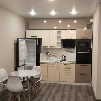 Сдается 1-комнатная квартира, 42 м²