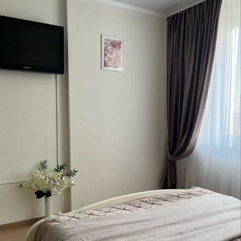 Сдается 1-комнатная квартира, 49 м²