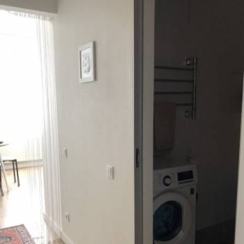 Продается 1-комнатная квартира, 37 м²