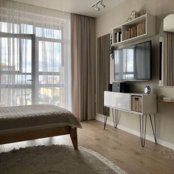 Продается 1-комнатная квартира, 37 м²