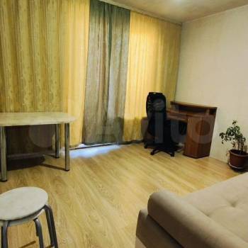 Продается 1-комнатная квартира, 27 м²