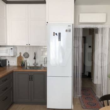Продается 1-комнатная квартира, 37 м²