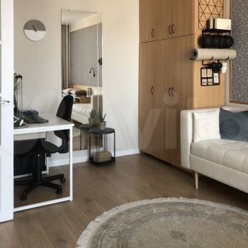 Продается 1-комнатная квартира, 37 м²