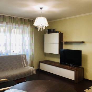 Продается 2-х комнатная квартира, 84 м²