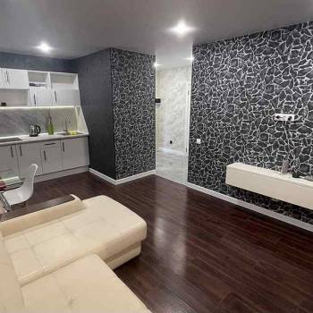 Сдается 1-комнатная квартира, 41,7 м²