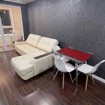 Сдается 1-комнатная квартира, 41,7 м²