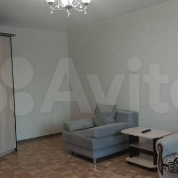 Сдается 1-комнатная квартира, 43 м²