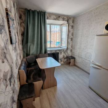 Продается 1-комнатная квартира, 40,8 м²