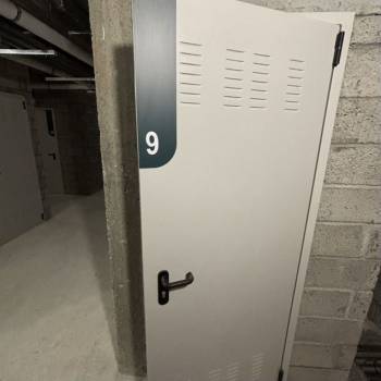 Продается Нежилое помещение, 2,4 м²