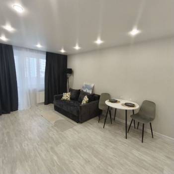 Продается 1-комнатная квартира, 38 м²
