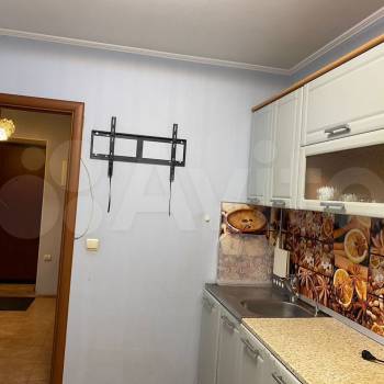 Сдается 1-комнатная квартира, 38 м²