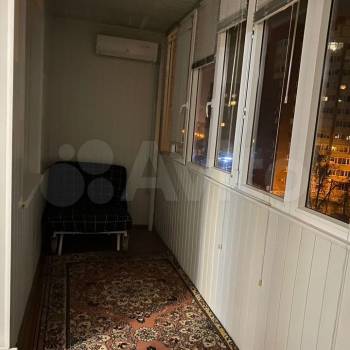 Сдается 1-комнатная квартира, 38 м²