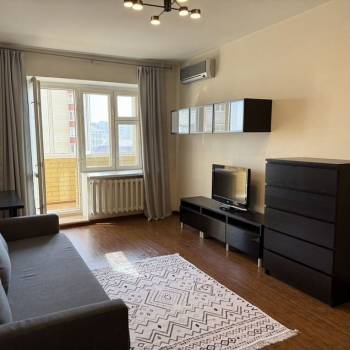 Сдается 1-комнатная квартира, 42,9 м²