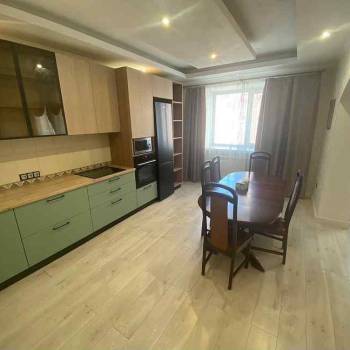 Сдается Многокомнатная квартира, 120 м²