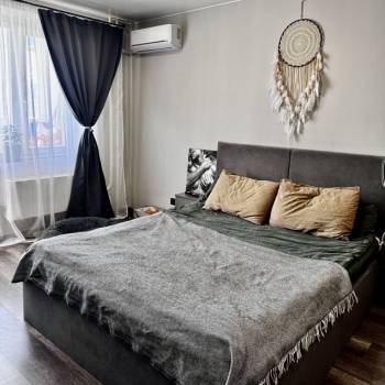 Продается 1-комнатная квартира, 38 м²