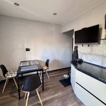 Продается 1-комнатная квартира, 38 м²