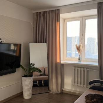 Продается 1-комнатная квартира, 44 м²