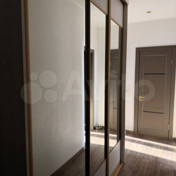 Продается 1-комнатная квартира, 44 м²