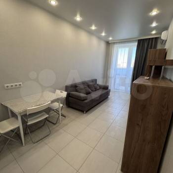 Продается 1-комнатная квартира, 38,4 м²