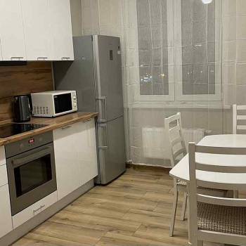 Сдается 1-комнатная квартира, 37 м²