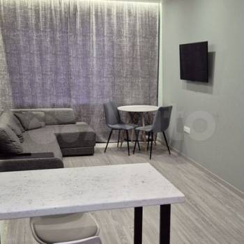 Сдается 1-комнатная квартира, 58 м²