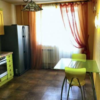 Продается 2-х комнатная квартира, 75 м²