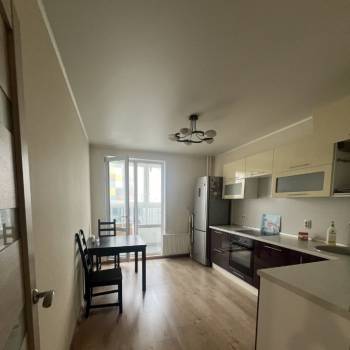 Сдается 1-комнатная квартира, 39 м²
