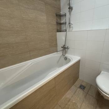 Продается 1-комнатная квартира, 30,4 м²