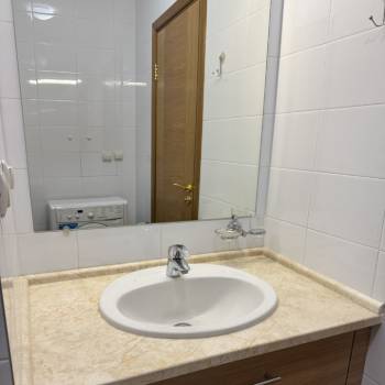 Продается 1-комнатная квартира, 30,4 м²