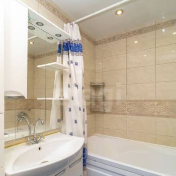 Продается 2-х комнатная квартира, 56 м²