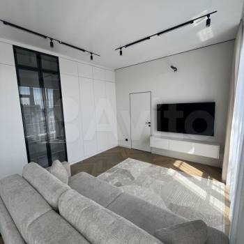 Продается 2-х комнатная квартира, 82 м²
