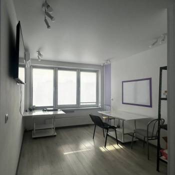 Продается 1-комнатная квартира, 41 м²