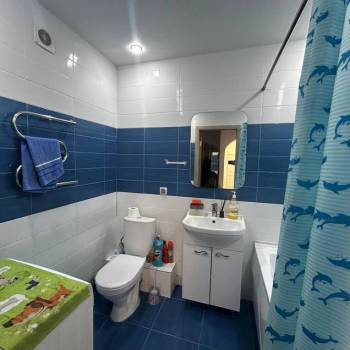 Продается 1-комнатная квартира, 41 м²