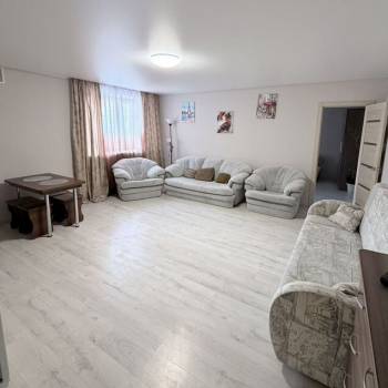 Сдается 1-комнатная квартира, 65 м²