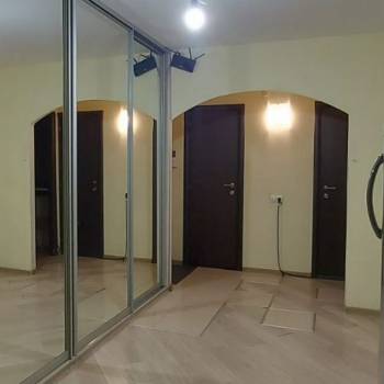 Сдается 2-х комнатная квартира, 76 м²
