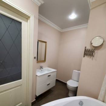Продается Многокомнатная квартира, 105,4 м²